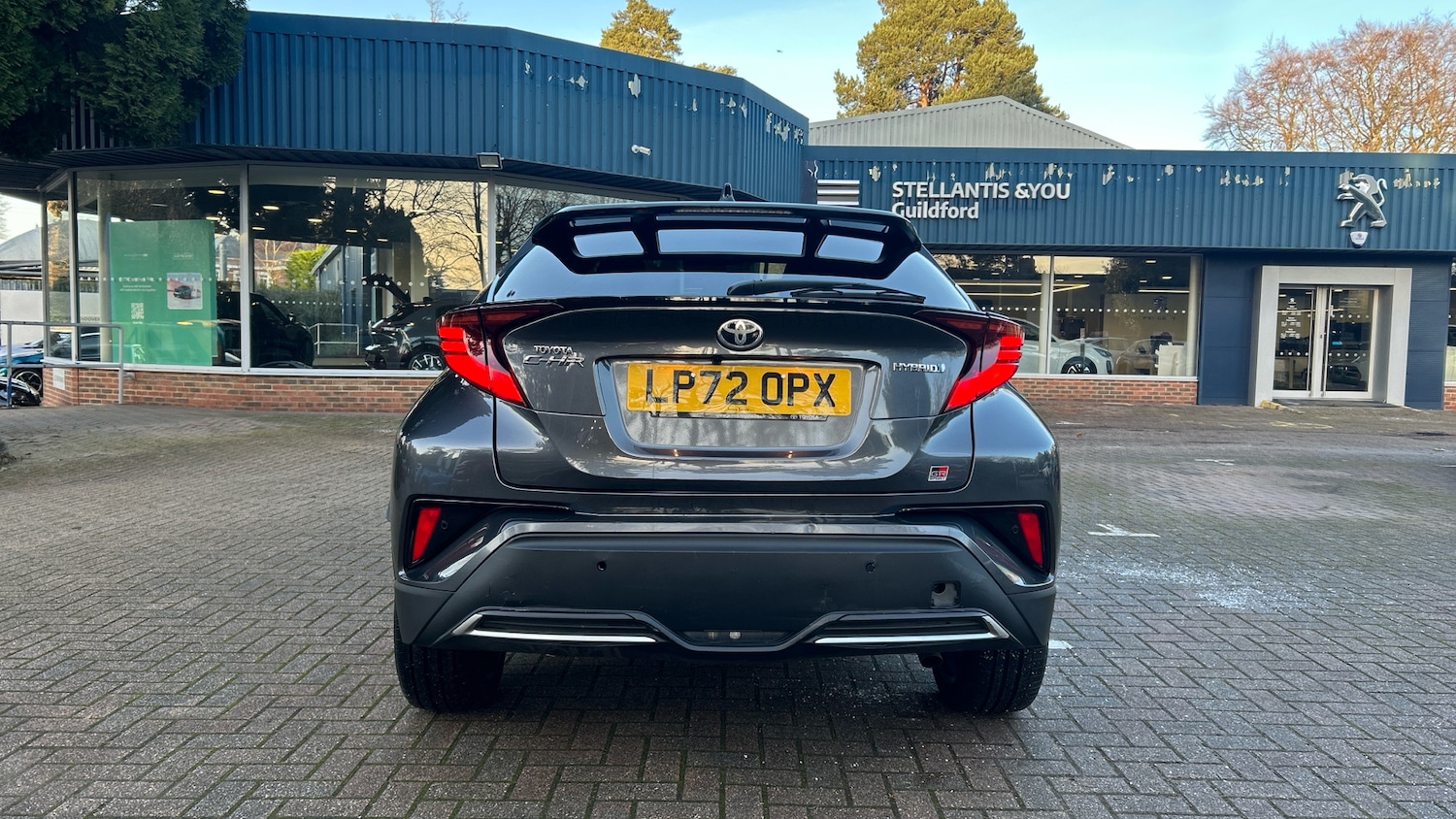 Used Toyota C-HR 2023 for sale - 77121206: Photo 10