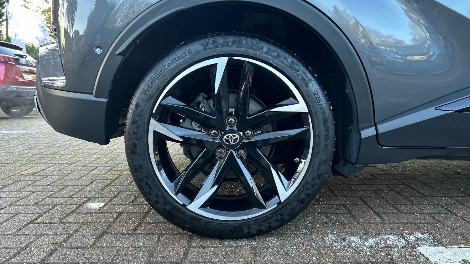 Used Toyota C-HR 2023 for sale - 77121206: Photo 17