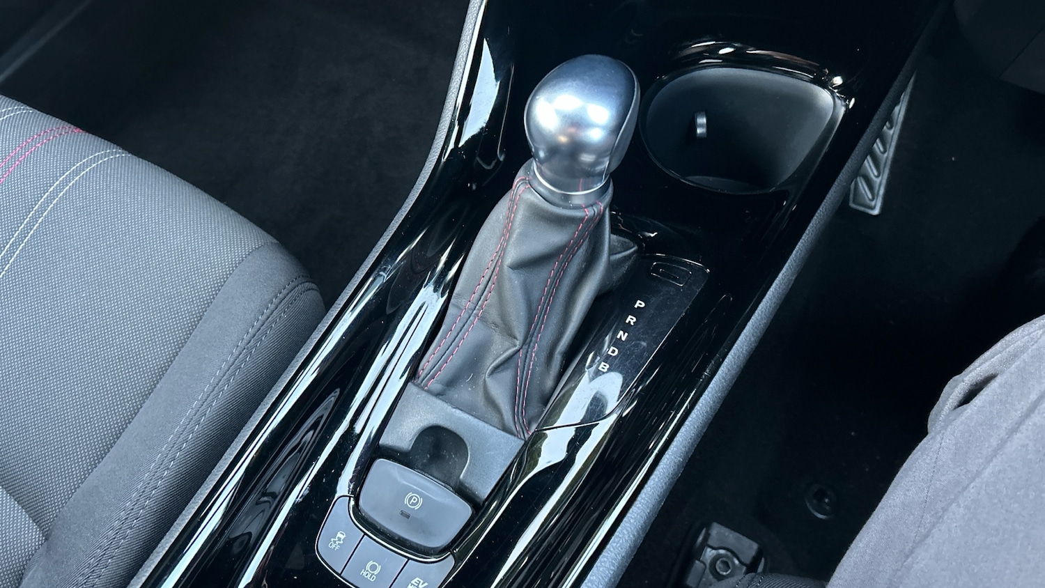 Used Toyota C-HR 2023 for sale - 77121206: Photo 21