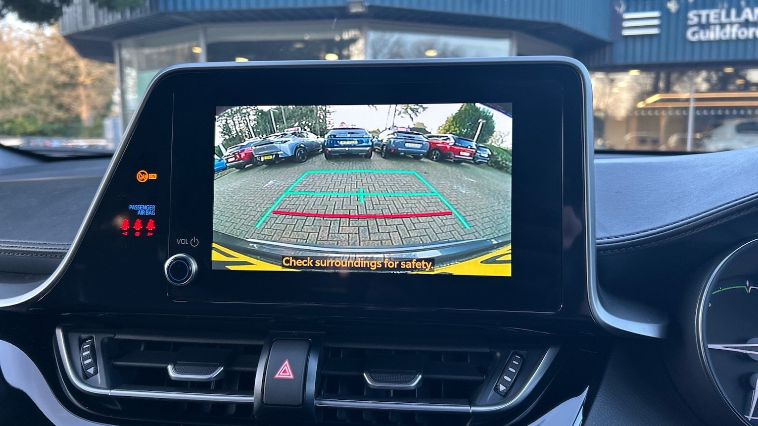 Used Toyota C-HR 2023 for sale - 77121206: Photo 30