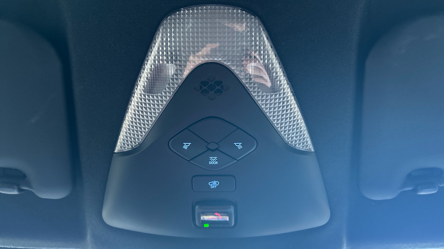 Used Toyota C-HR 2023 for sale - 77121206: Photo 38