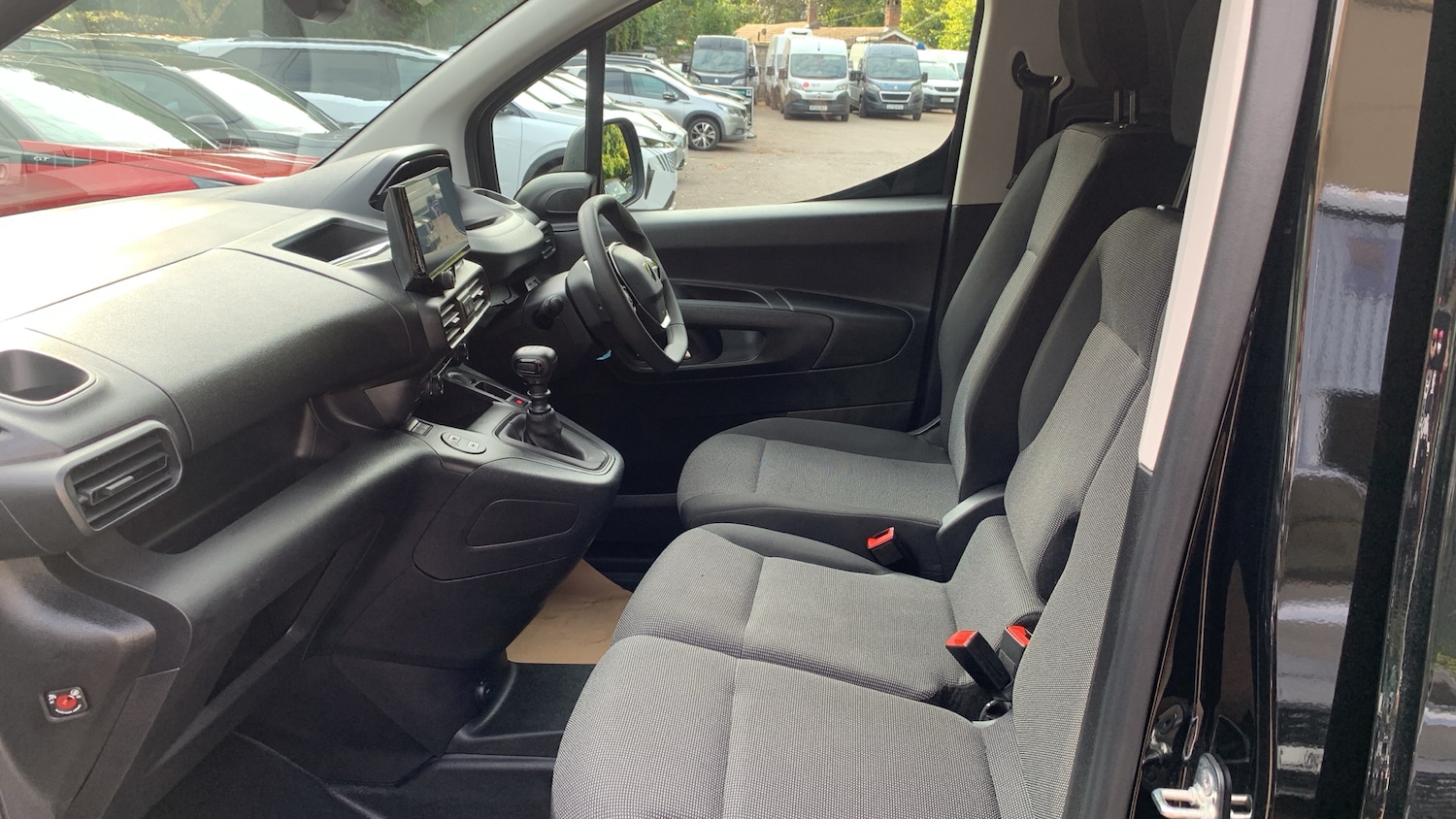 Used Peugeot Partner 2024 for sale - 76139414: Photo 12
