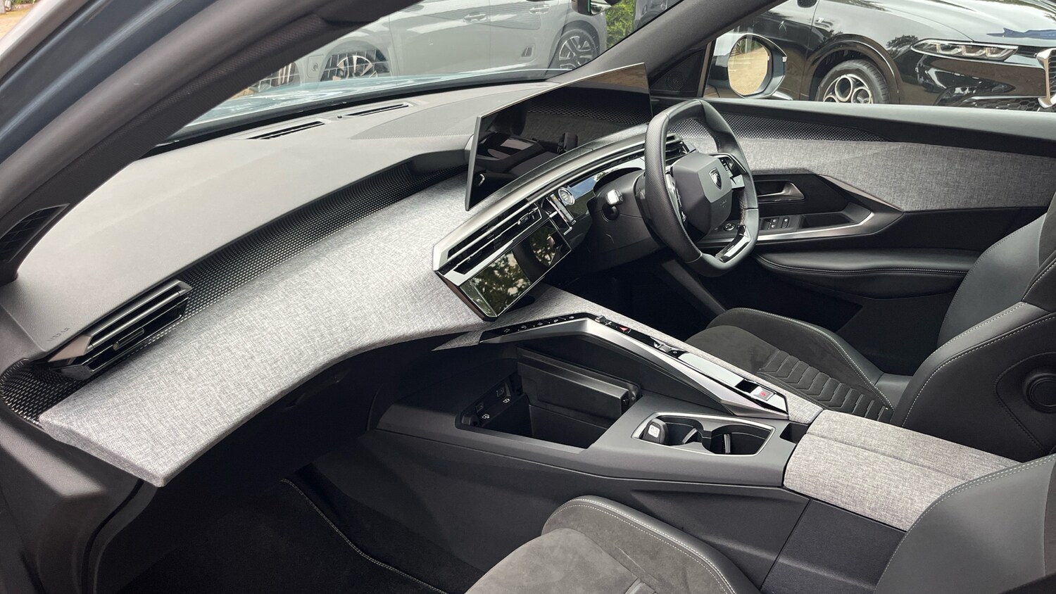 Used Peugeot 3008 2024 for sale - 75942597: Photo 12