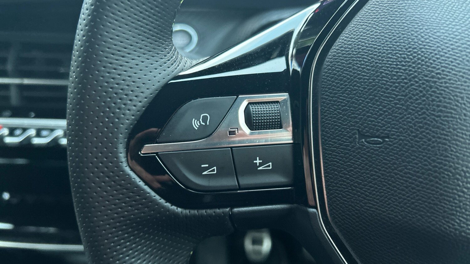 Used Peugeot 208 2024 for sale - 77218087: Photo 23