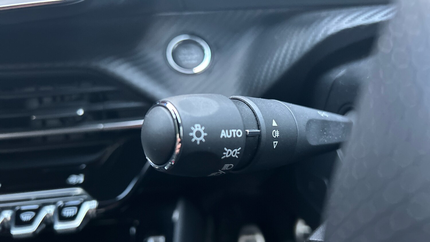 Used Peugeot 208 2024 for sale - 77218087: Photo 27