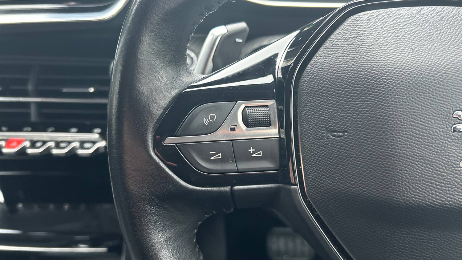 Used Peugeot 2008 2020 for sale - 77397046: Photo 23