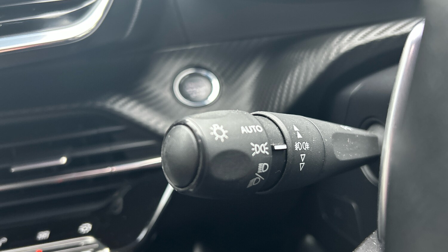 Used Peugeot 2008 2020 for sale - 77397046: Photo 27