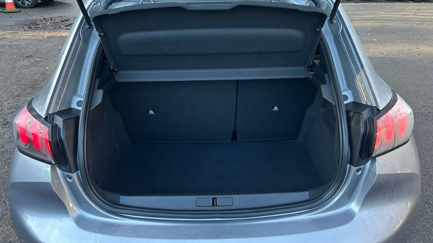 Used Peugeot 208 2023 for sale - 76942811: Photo 19