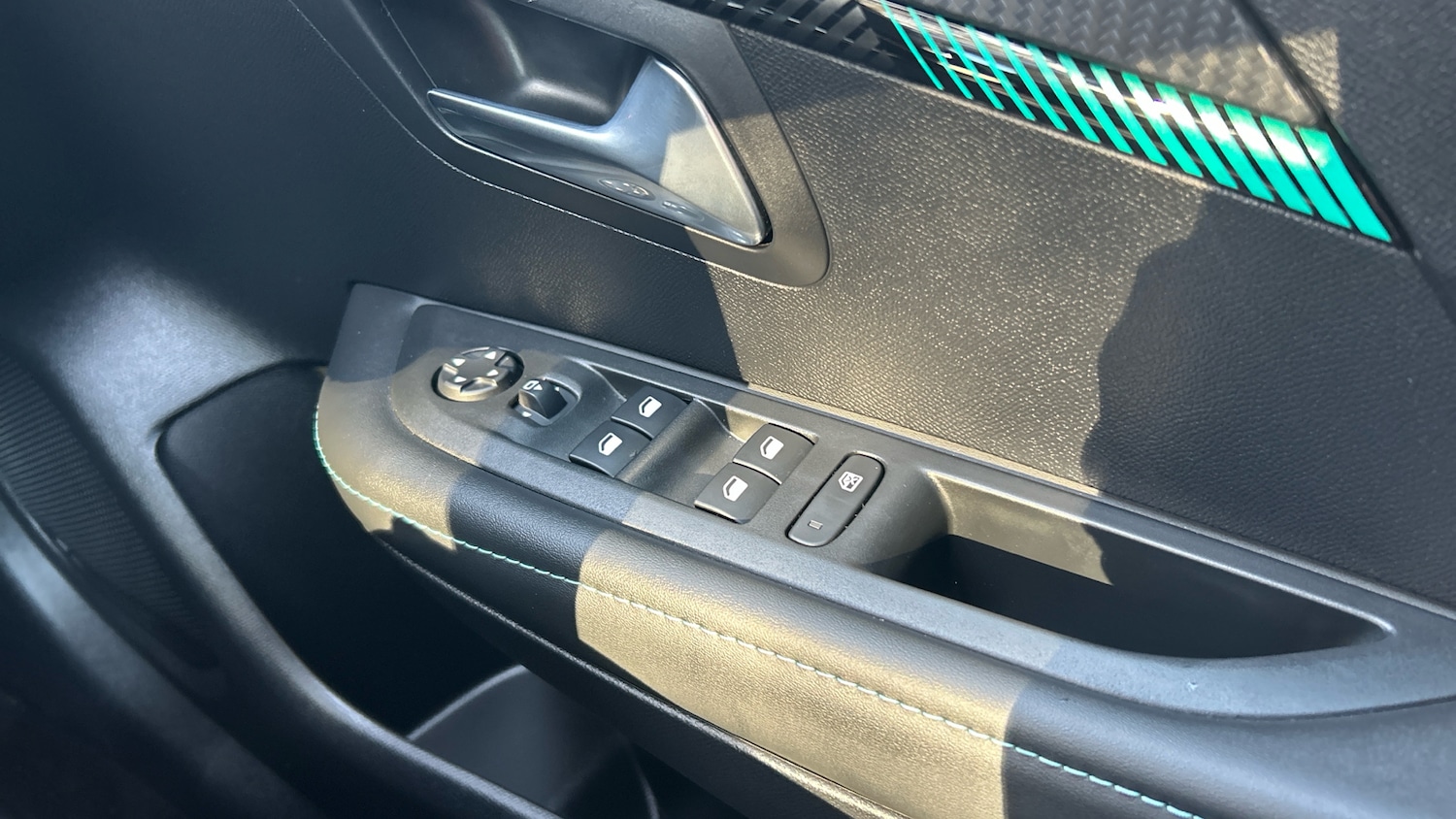 Used Peugeot 208 2023 for sale - 76942811: Photo 22