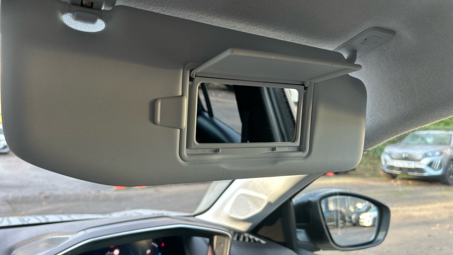 Used Peugeot 208 2023 for sale - 76942811: Photo 36