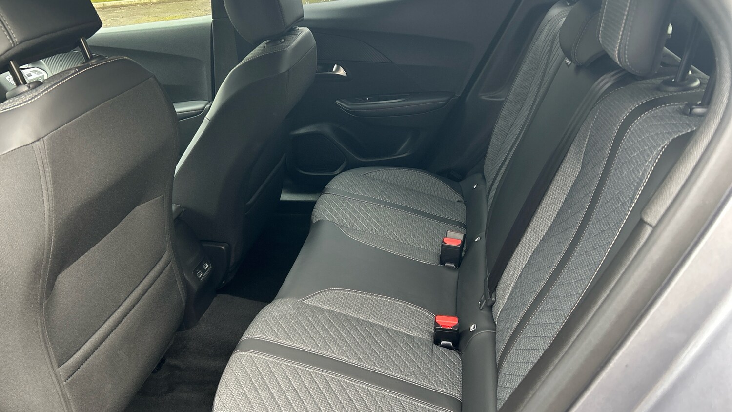 Used Peugeot 2008 2025 for sale - 77613596: Photo 33