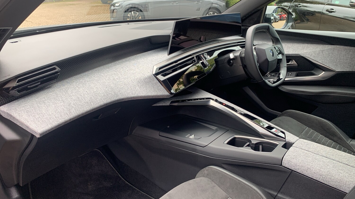 Used Peugeot 3008 2024 for sale - 75979408: Photo 12
