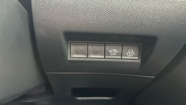Used Peugeot 2008 2023 for sale - 75340682: Photo 34
