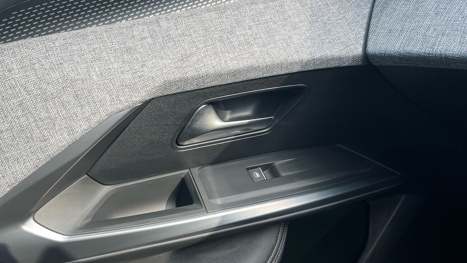 Used Peugeot 3008 2024 for sale - 75942585: Photo 41