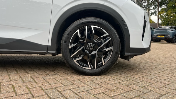Used Peugeot 5008 2024 for sale - 76308009: Photo 17