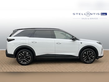 Used Peugeot 5008 2024 for sale - 76308009: Photo 2