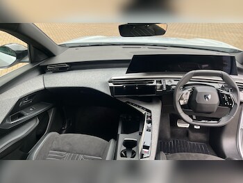 Used Peugeot 5008 2024 for sale - 76308009: Photo 4