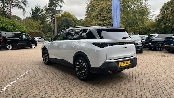 Used Peugeot 5008 2024 for sale - 76308009: Photo 5