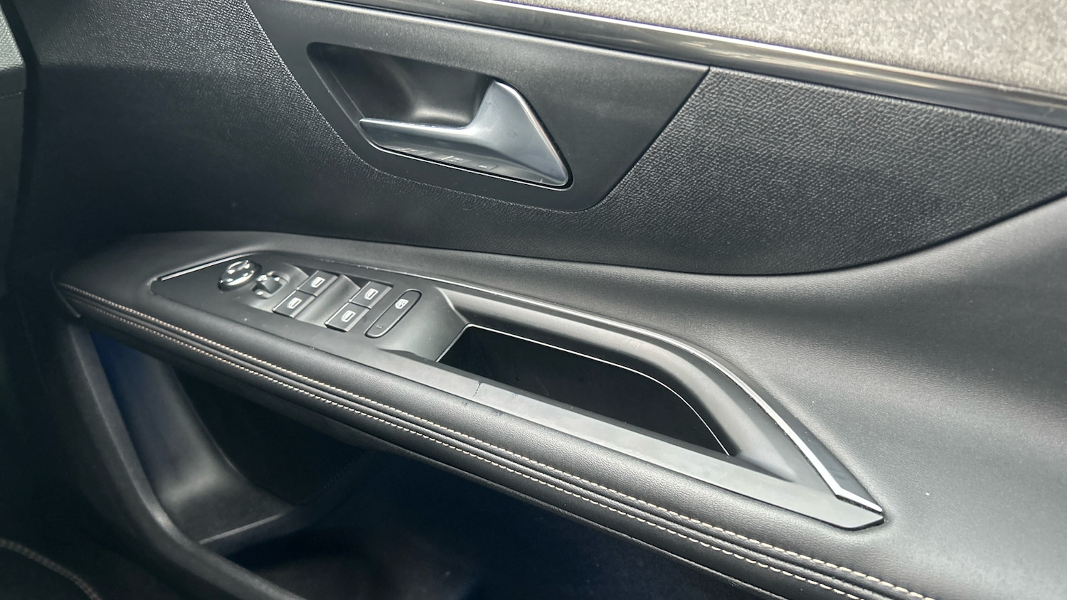 Used Peugeot 5008 2023 for sale - 77457227: Photo 22