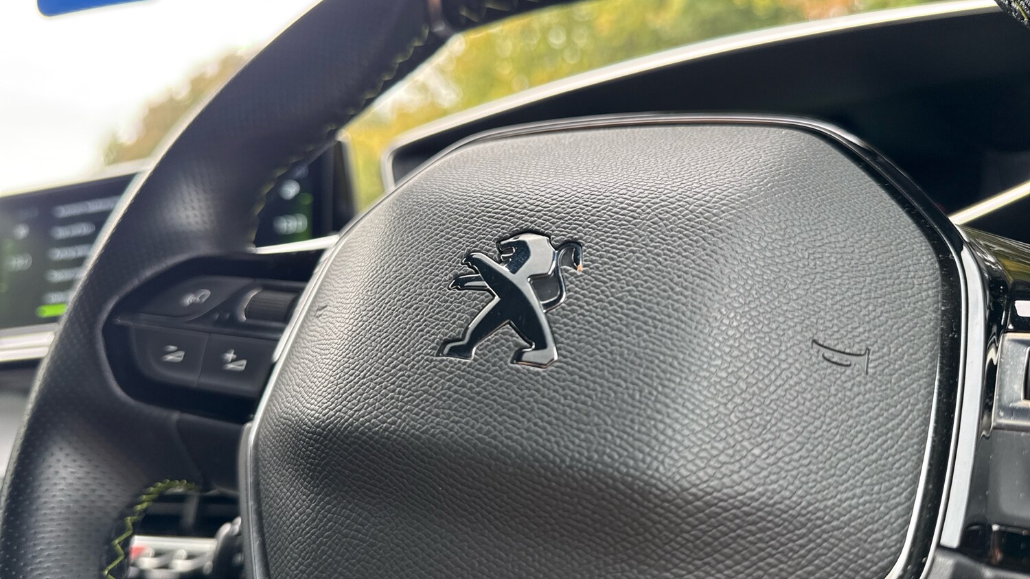 Used Peugeot 2008 2021 for sale - 76248403: Photo 18