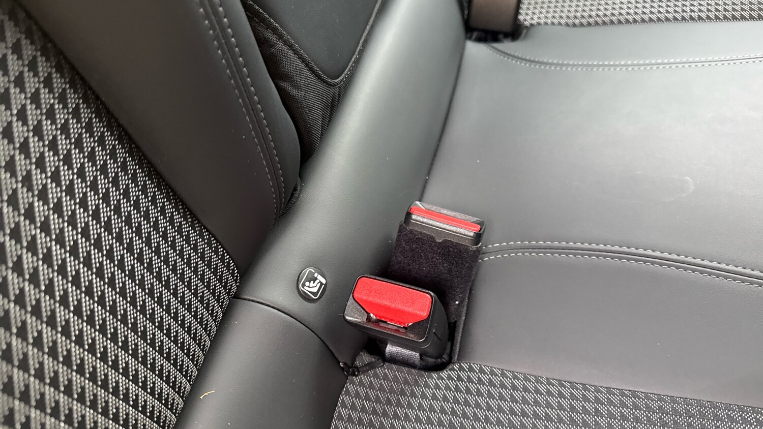 Used Peugeot 2008 2021 for sale - 76248403: Photo 35