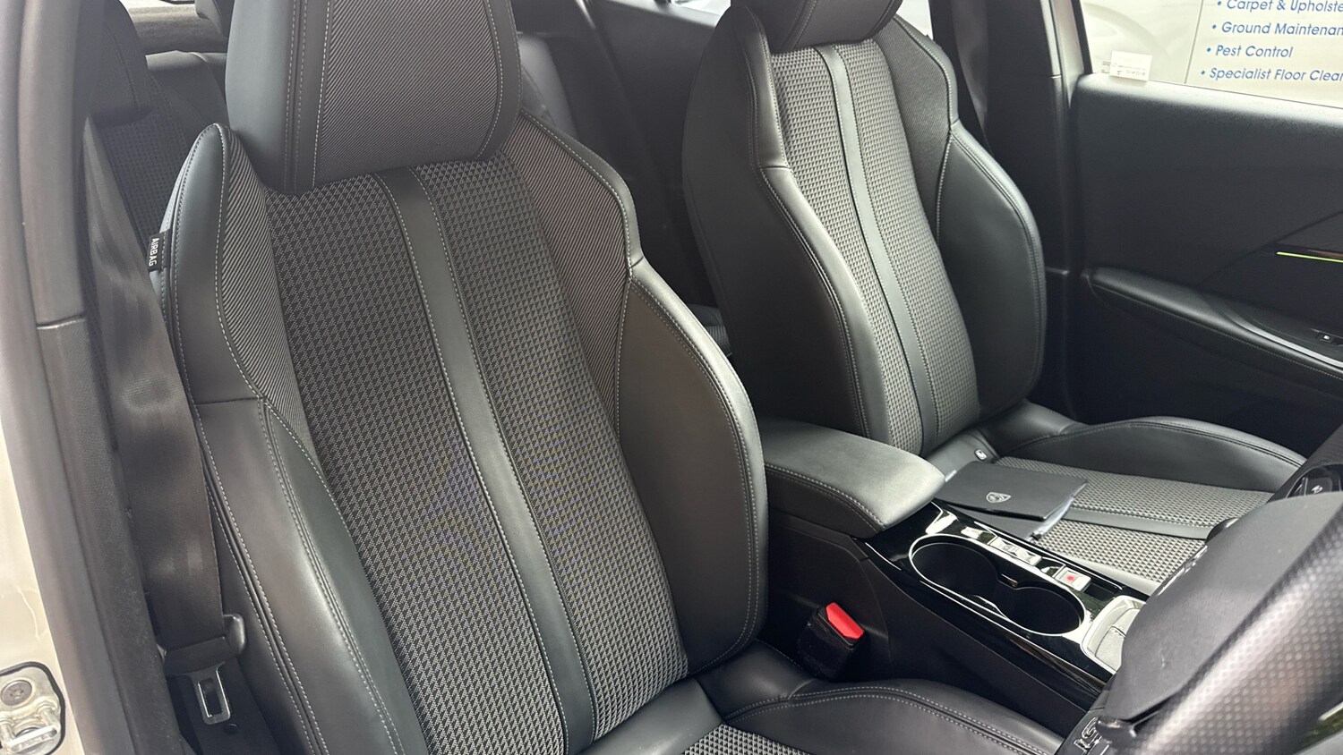 Used Peugeot 2008 2021 for sale - 76248403: Photo 42