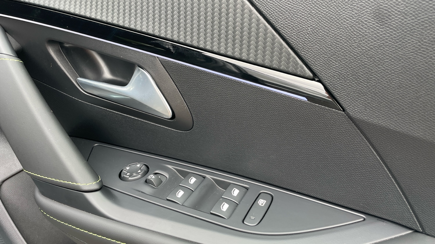 Used Peugeot 208 2025 for sale - 76574432: Photo 22