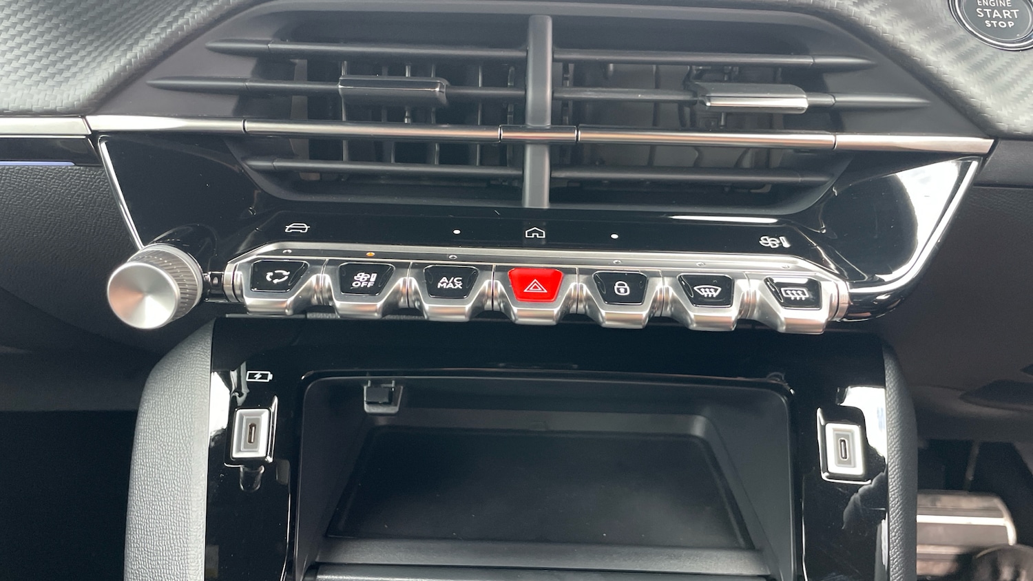 Used Peugeot 208 2025 for sale - 76574432: Photo 34