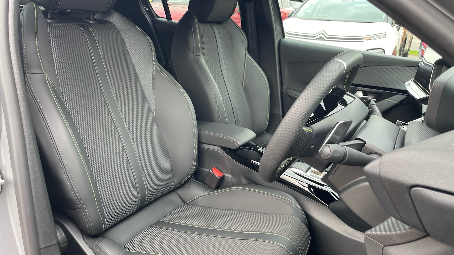 Used Peugeot 208 2025 for sale - 76574432: Photo 42