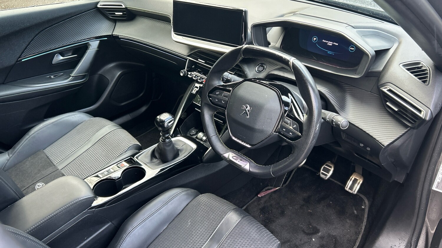 Used Peugeot 2008 2022 for sale - 77218101: Photo 11