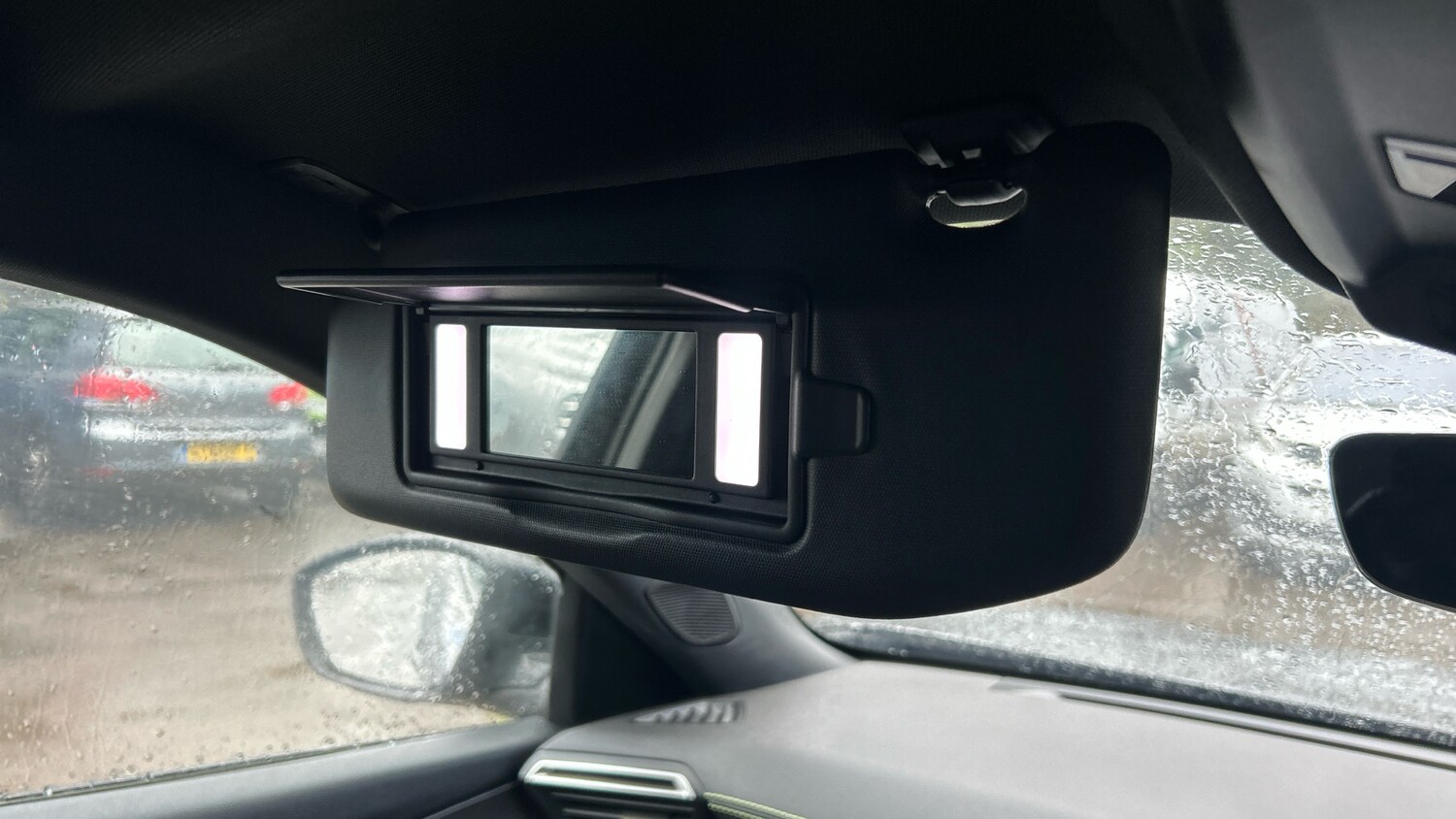 Used Peugeot 2008 2022 for sale - 77218101: Photo 34