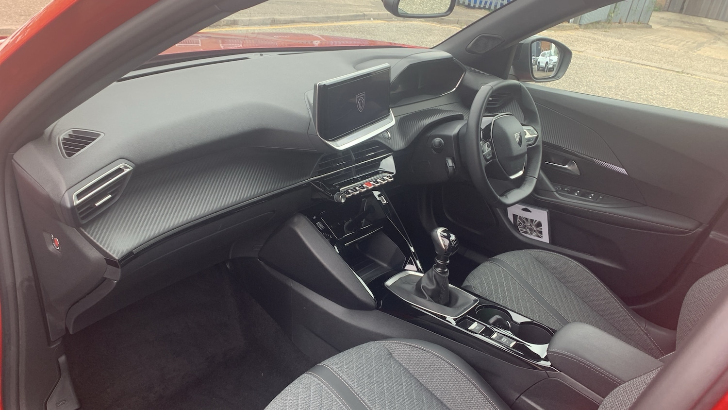 Used Peugeot 2008 2024 for sale - 76574381: Photo 12