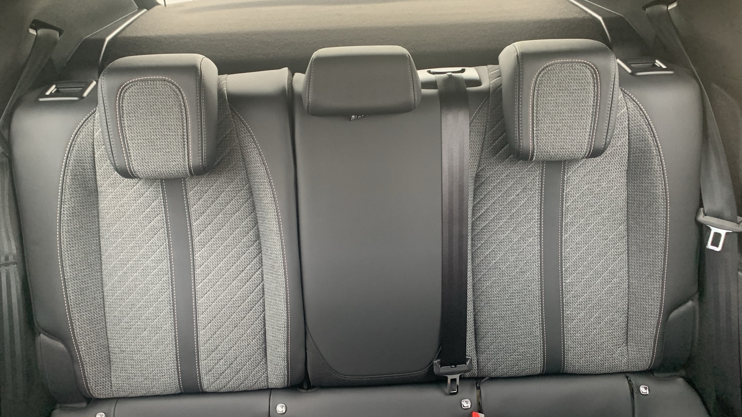 Used Peugeot 2008 2024 for sale - 76574381: Photo 25