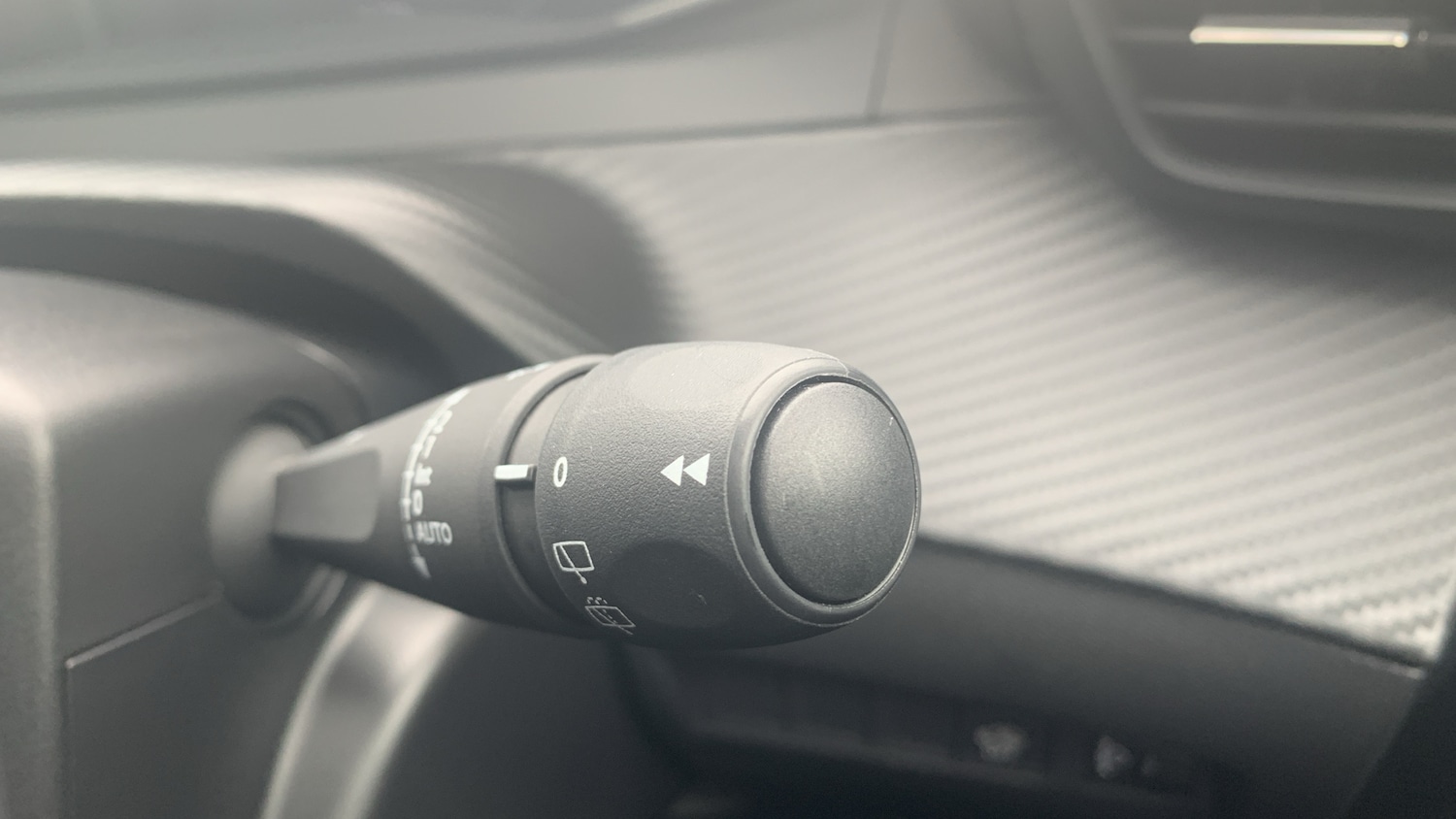 Used Peugeot 2008 2024 for sale - 76574381: Photo 28