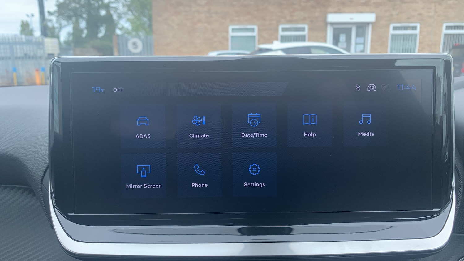 Used Peugeot 2008 2024 for sale - 76574381: Photo 30