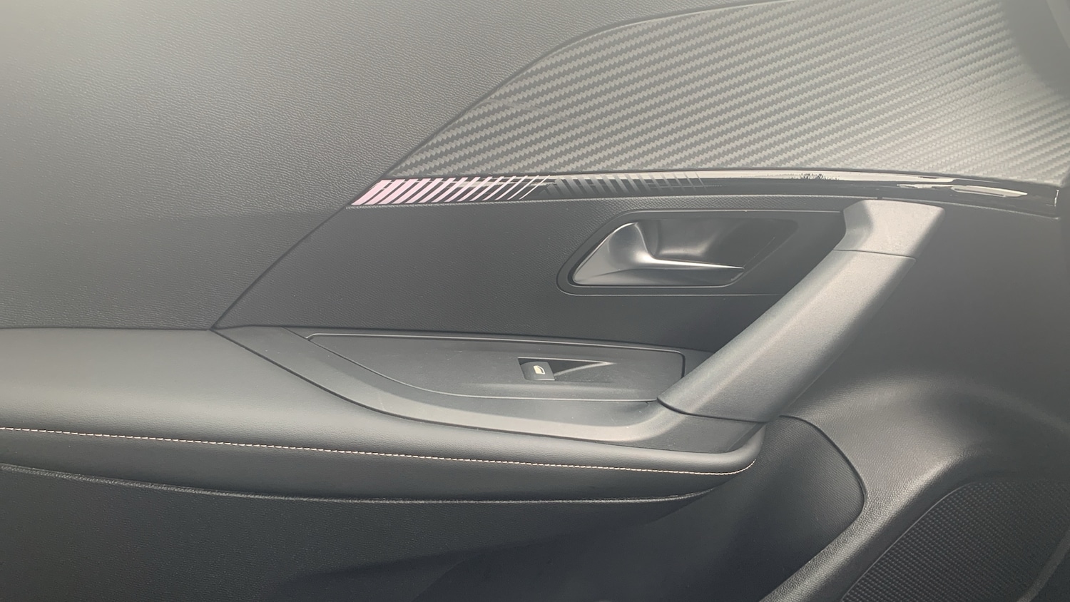 Used Peugeot 2008 2024 for sale - 76574381: Photo 40