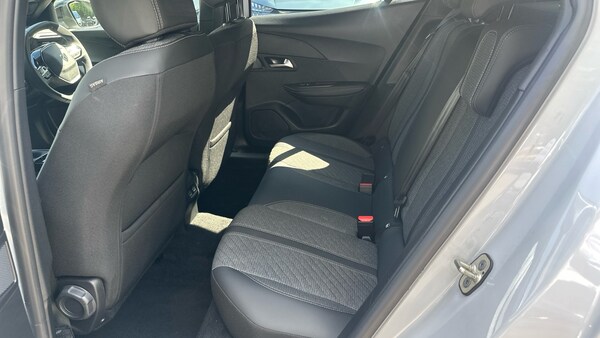 Used Peugeot 2008 2024 for sale - 75579331: Photo 33
