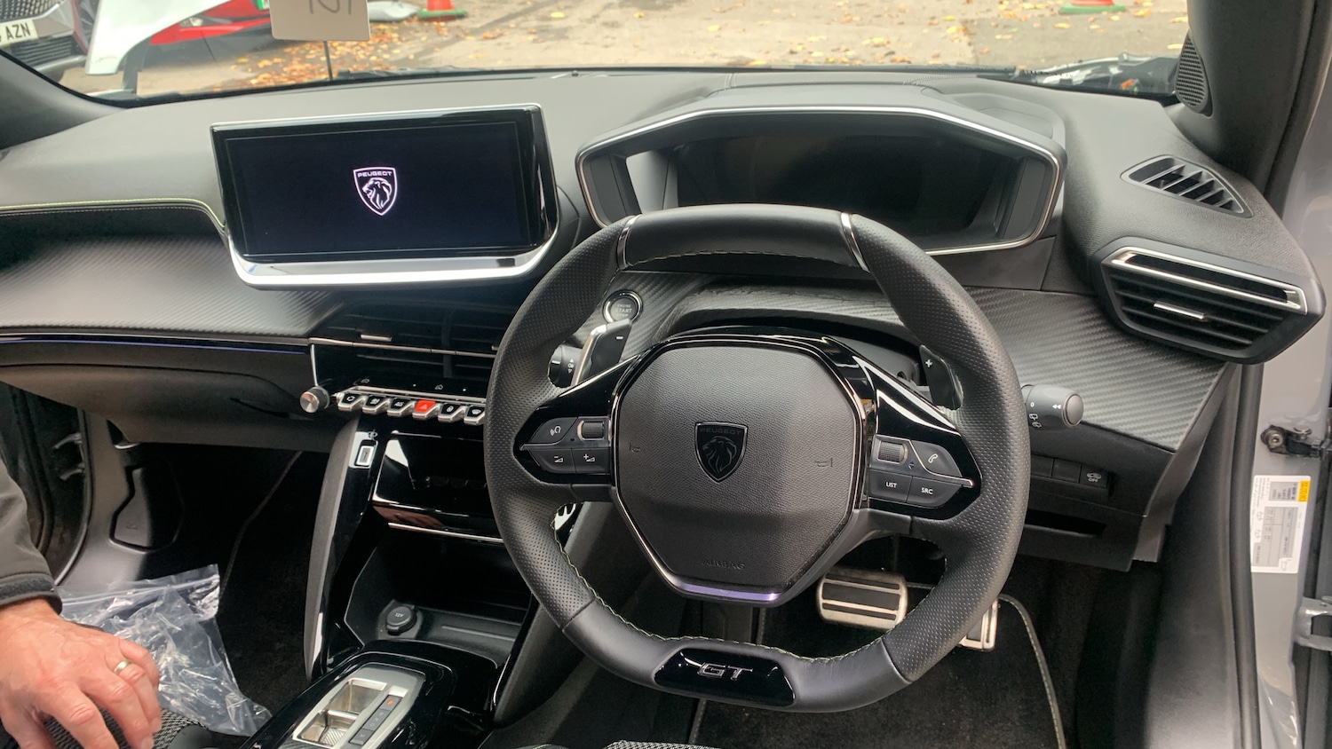 Used Peugeot 2008 2025 for sale - 76359099: Photo 4