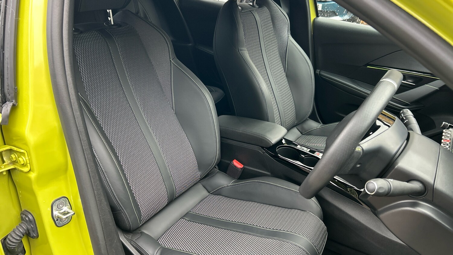 Used Peugeot 208 2024 for sale - 76359103: Photo 42