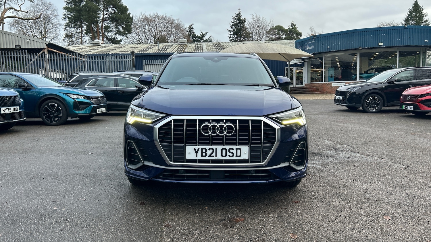 Used Audi Q3 2021 for sale - 77192850: Photo 9
