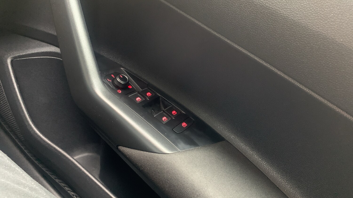 Used Volkswagen Polo 2020 for sale - 76474379: Photo 22