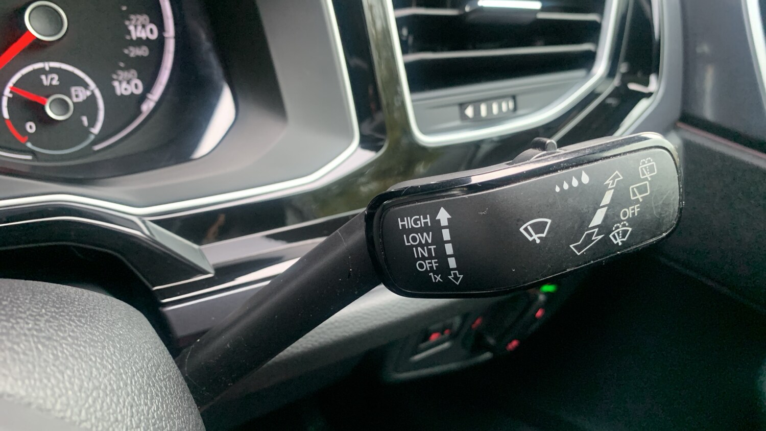 Used Volkswagen Polo 2020 for sale - 76474379: Photo 28