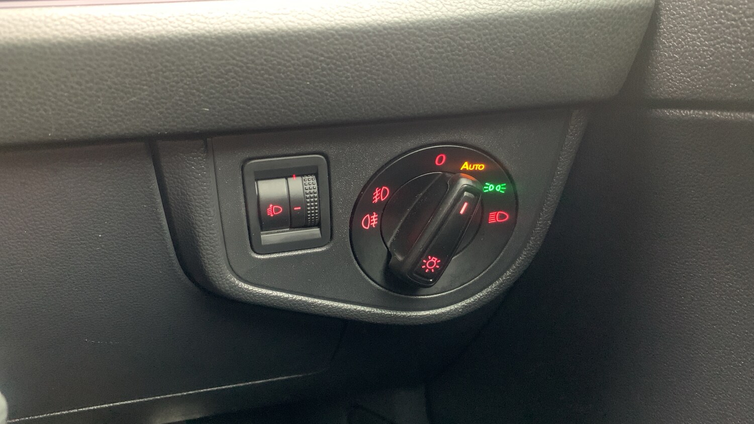 Used Volkswagen Polo 2020 for sale - 76474379: Photo 34