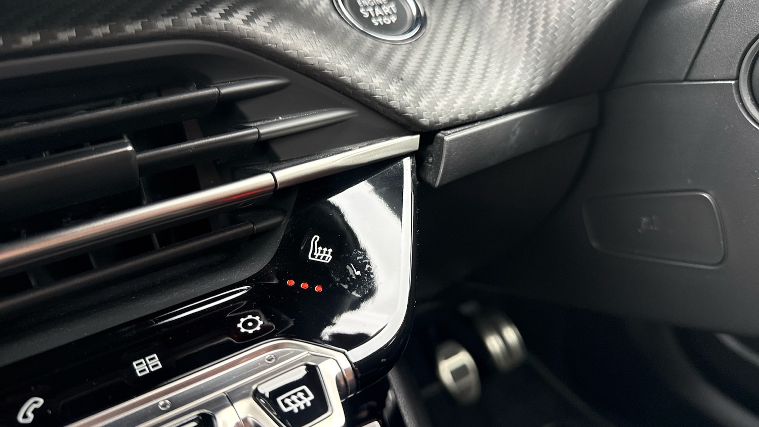 Used Peugeot 2008 2023 for sale - 76086024: Photo 10