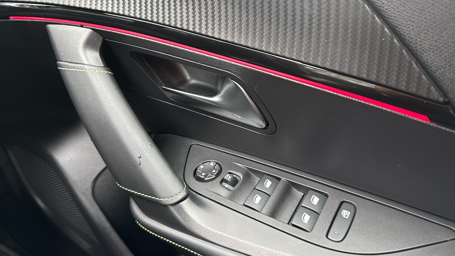 Used Peugeot 2008 2023 for sale - 76086024: Photo 22