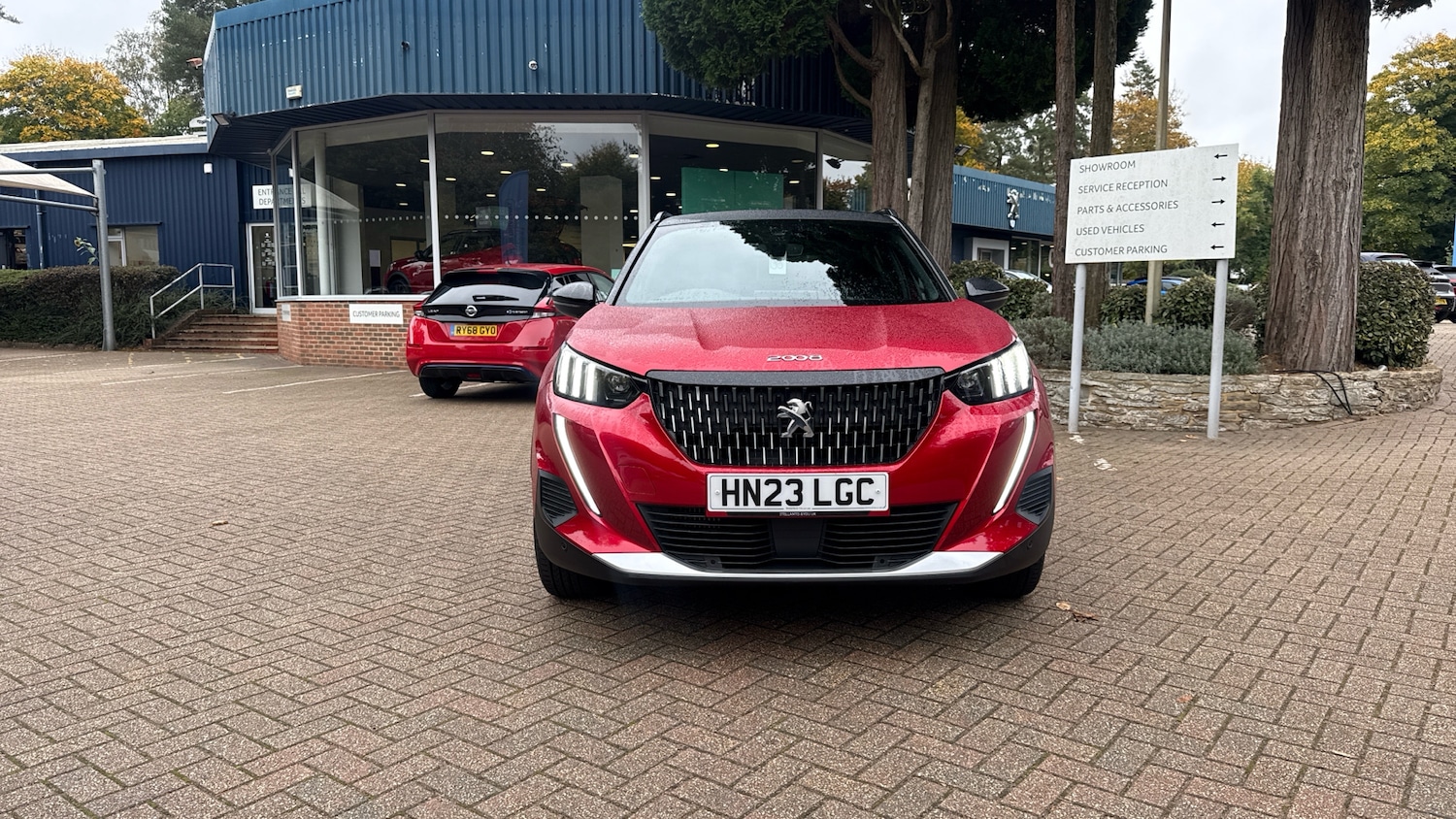 Used Peugeot 2008 2023 for sale - 76086024: Photo 8