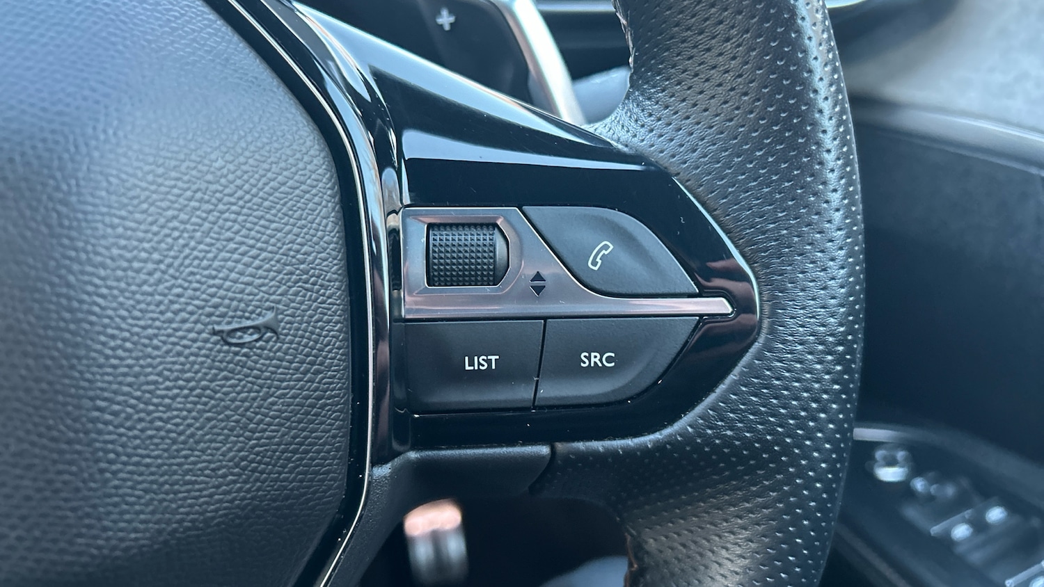 Used Peugeot 5008 2022 for sale - 77121177: Photo 25