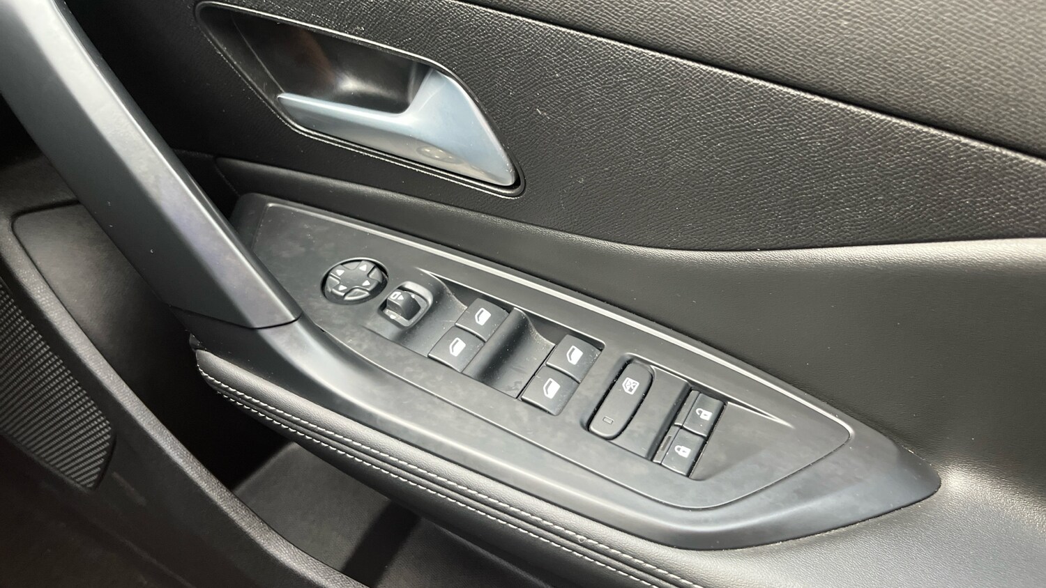 Used Peugeot 408 2024 for sale - 76216482: Photo 22