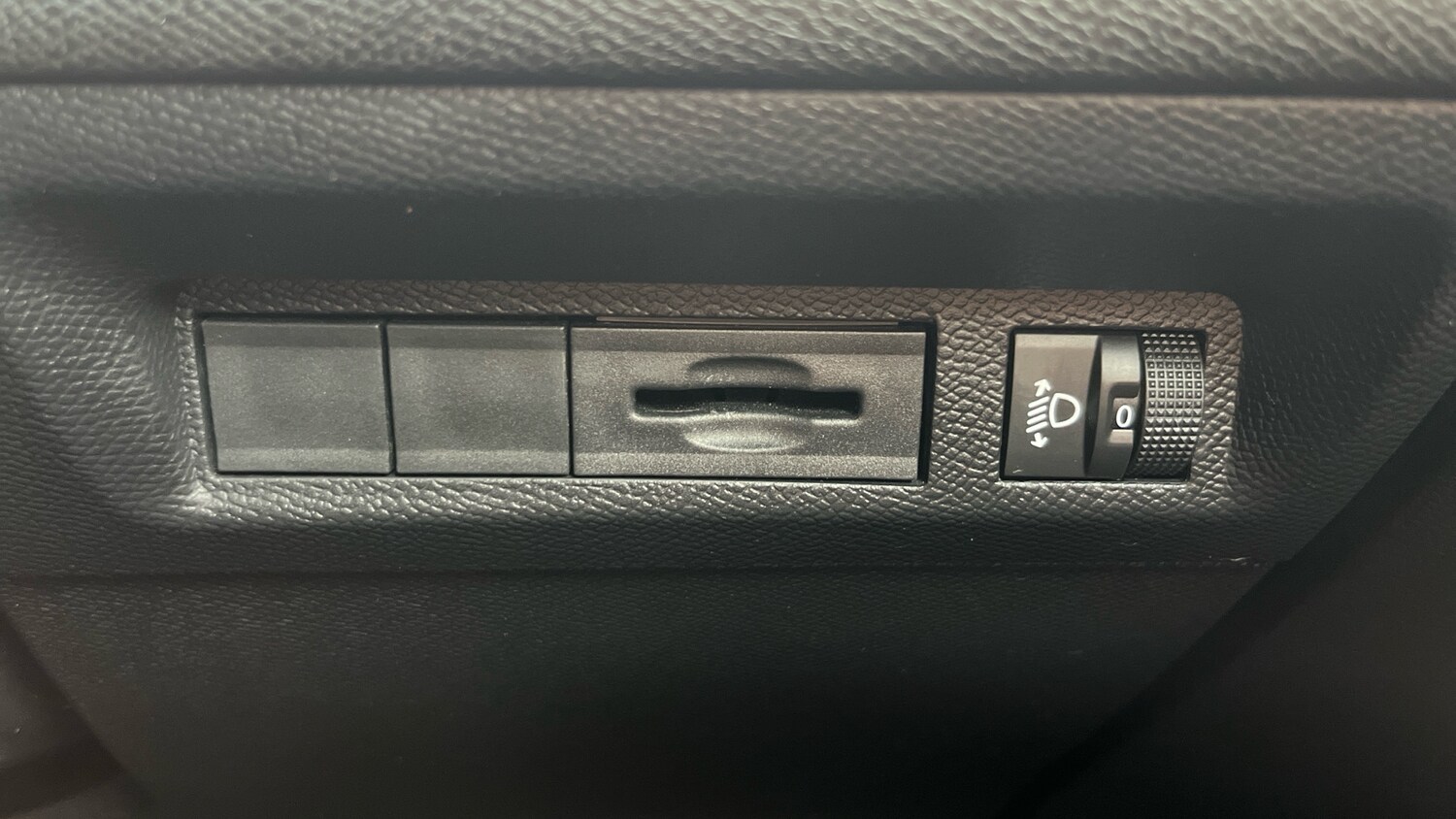 Used Peugeot 408 2024 for sale - 76216482: Photo 34