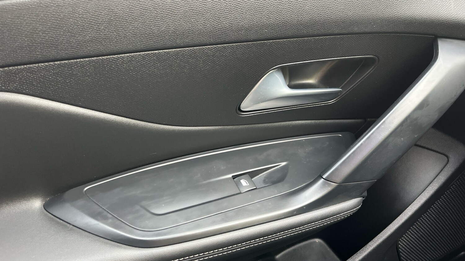 Used Peugeot 408 2024 for sale - 76216482: Photo 41